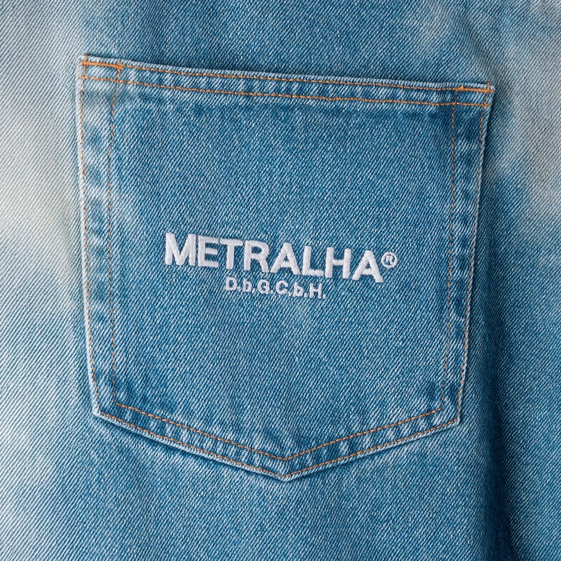 metralha-worldwide-mutation-jeans-limited-edition-manual-dyeing-process-logo-embroidered-on-back-pocket