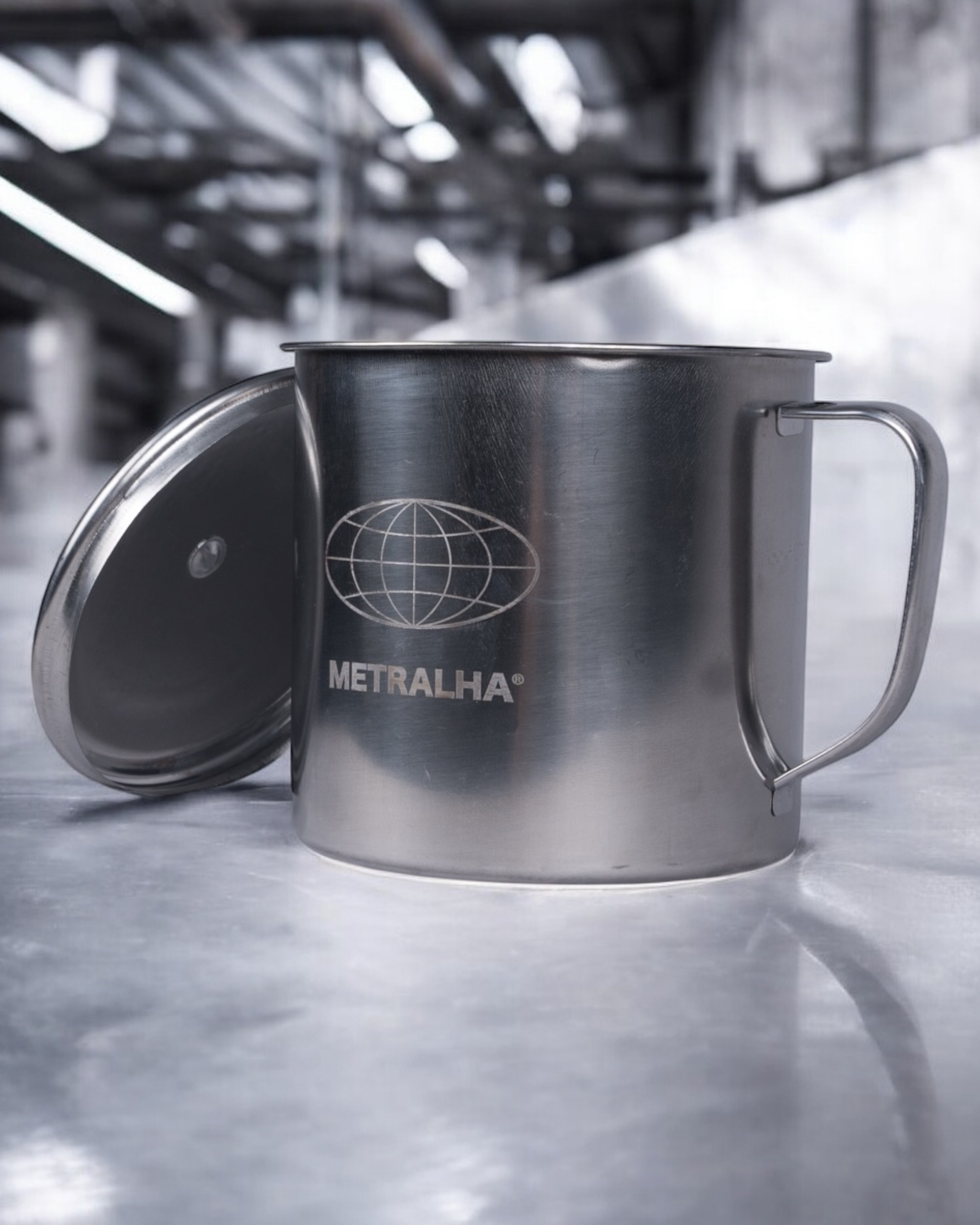 metralha-worldwide-titanium-mug-limited-edition-made-in-portugal-water