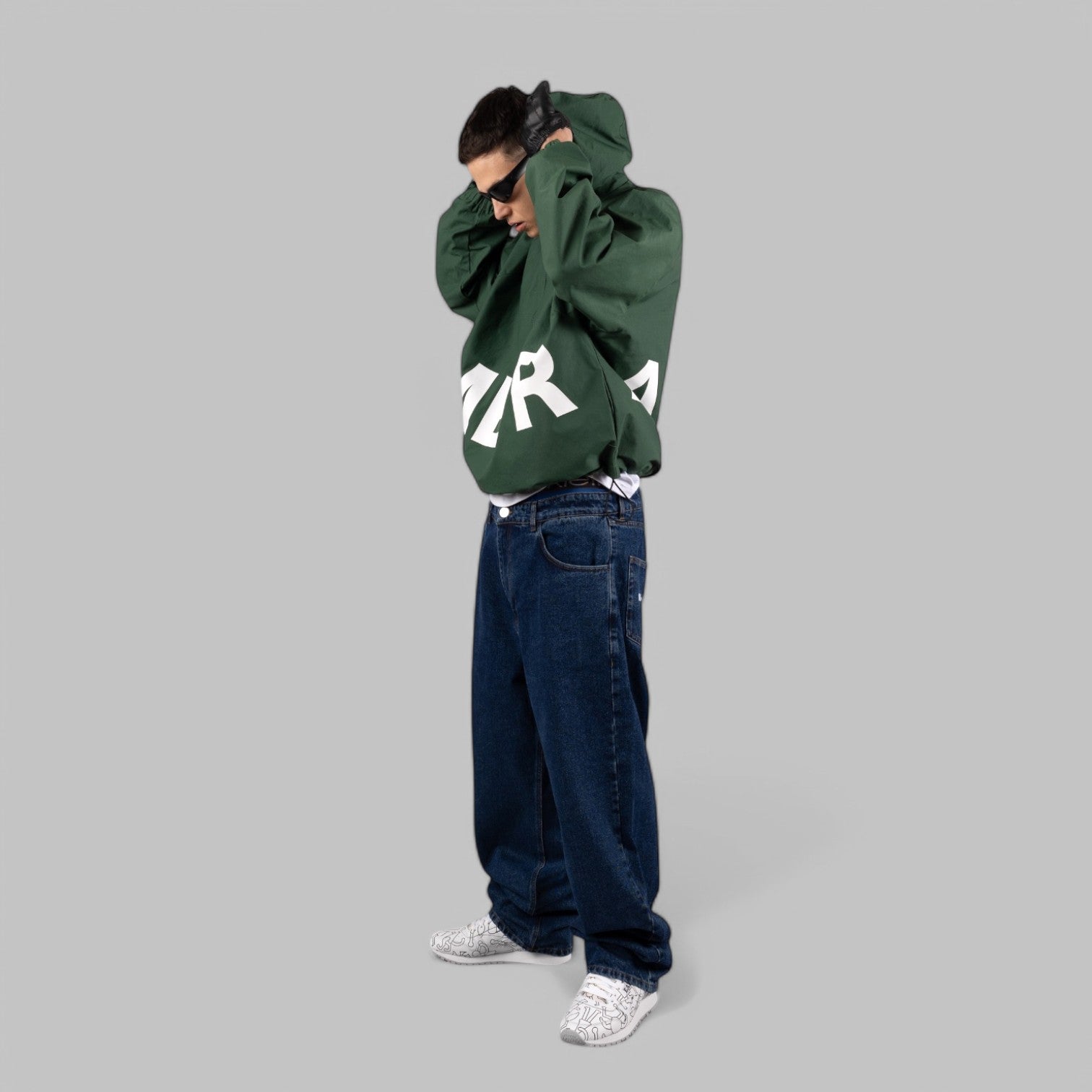 metralha-worldwide-windbreaker-green-waterproof-limited-edition-made-in-portugal-hood-ribbed-cuffs-oversized-fit-heavy-fabric